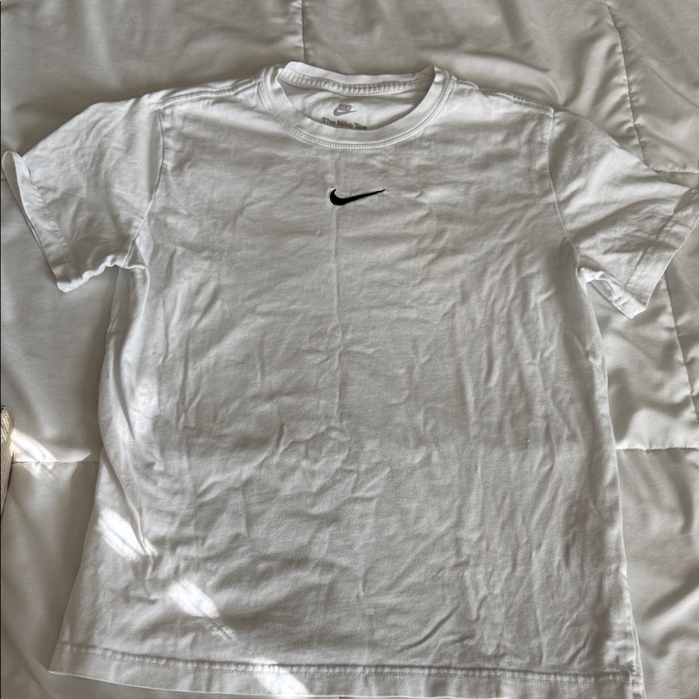 Nike Men's Classic White Tee